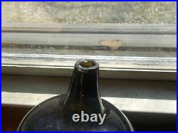 1690 Rare Early Blackglass Pancake Onion Bottle Dug On Long Island, Ny Free Blown