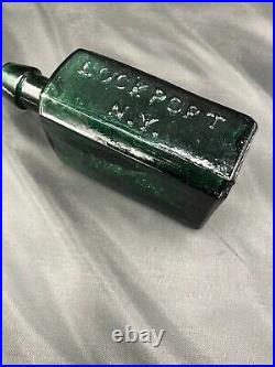 1860's Original Condition G. W. Merchant Chemist, Lockport, N. Y. Antique Bottle