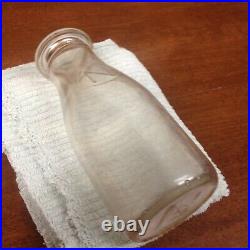 1920s VINTAGE EMBOSSED PINT Milk Bottle NETHERLANDS Dairy SYRACUSE NEW YORK