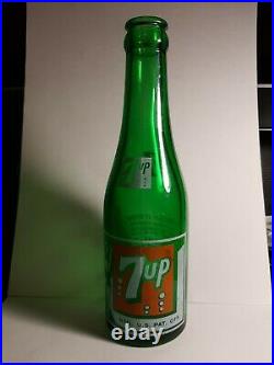 7up 8 Bubbles Buffalo NY Bottle, 1930s RARE Transitional Variety