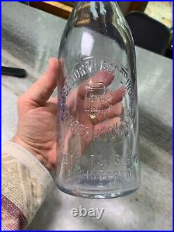 Antique 32 oz Soda Bottle Embossed Risedorph Bottling Kinderhook NY New York