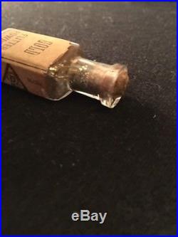 Antique Glass Tiny Bottle Of Gold Flitter (Fairydust) Powder F. W. Devoe & Co NY