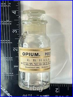 Antique Gold Label opium apothecary druggist Medicine bottle Wellsville New York