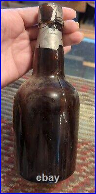 Antique Quandt Brewing Co. Troy NY Vigor Brand Malt Extract Brown Bottle RARE