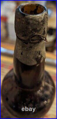 Antique Quandt Brewing Co. Troy NY Vigor Brand Malt Extract Brown Bottle RARE