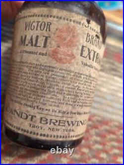 Antique Quandt Brewing Co. Troy NY Vigor Brand Malt Extract Brown Bottle RARE