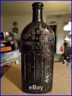 Antique Warners Safe Kidney & Liver Cure Rochester N Y Bottle Rare 9.5 Scene