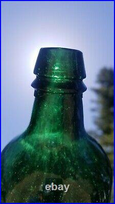 Beautiful Antique Deep Green New York Mineral Water Bottle! Clean Old Soda Bottle