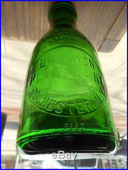Green Glass Brighton Place Dairy 1934 Milk Bottle Rochester, NY No Reserve