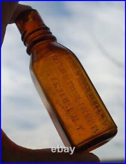 LARNED & BARKER CO. Rare vintage tablet bottle Syracuse NY late 1800s