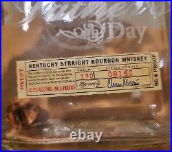 Labrot & Graham EMPTY BOTTLE Woodford Reserve NY YANKEE LOGO HAPPY FATHERS DAY