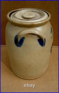 Lyons, NY 1 Gal. Jar withlid, c 1860