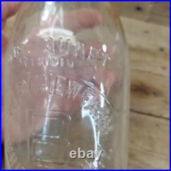 Milk Bottle Valley View Farm Whitehall NY New York One Quart B Bottle RARE HTF