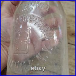 Milk Bottle Valley View Farm Whitehall NY New York One Quart B Bottle RARE HTF