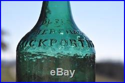 Qt. Oak Orchard Acid Spring Lockport, N. Y. Blue/Green Mineral Water
