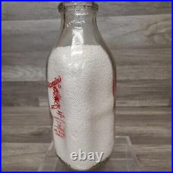 RARE HAMELINE'S MILK Quart Glass Milk Bottle UTICA, N. Y. Happy Hameline SEZ