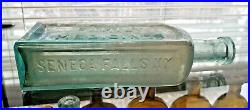 Rare Antique Dr Davis Family Medicines Seneca Falls NY Medicine Bottle Cure Med