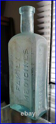 Rare Antique Dr Davis Family Medicines Seneca Falls NY Medicine Bottle Cure Med