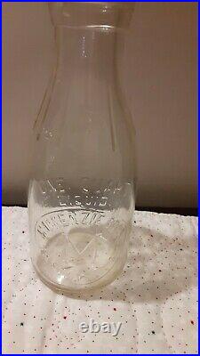 Rare! Mackenzie Bros. 39 Stutson St. One Quart Milk Bottle Rochester Ny
