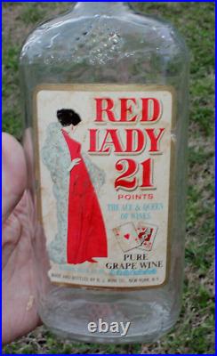 Rare Original Red Lady 21 Pure Grape Wine Bottle New York, N. Y. Nice