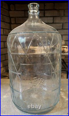 Rare Silver Springs Water & Cooler NY Embossed 5 Gallon Glass Water Bottle Clean