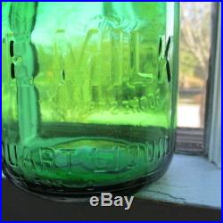 Rochester, N. Y. Brighton Place Dairy with Cow EMERALD GREEN Milk Bottle RARE