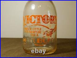 Sunshine Dairies Utica Ny 1944 Wwii 1 Qt Victory War Bond Creamer Milk Bottle