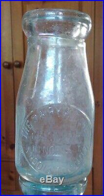 Ultra Rare The Dairy Kitchen, C. B. Smith 1/2 Pint Milk Bottle. Middletown Ny