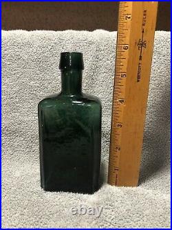 Very Nice 1860s Deep Teal Green G. W Merchant Chemist Lockport NY Bottle