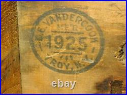 Vintage 18 X 13 X 13 K Heinrichs Albany Ny Wood Soda Bottle Box