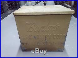 Vintage Bordens NY Farm Fresh Milk Box Estate piece with bottle