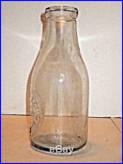 Vintage Knollwood Farm Syoset & Oyster Bay, L. I, N. Y Embossed Glas Milk Bottle