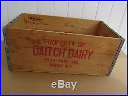 Vintage milk crate Bronx NY Daitch Dairy Park Ave Bronx NY 1961