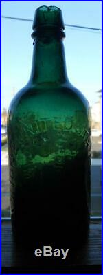 Whittled Emerald Green Pavilion Aperient Saratoga NY Mineral Spring Water Bottle