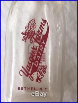 Woodstock Yasgur Dairy Farms Bethel NY milk bottle 1956 Half pint RARE